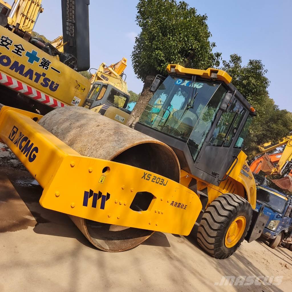 XCMG XS 203 J 振動ローラ