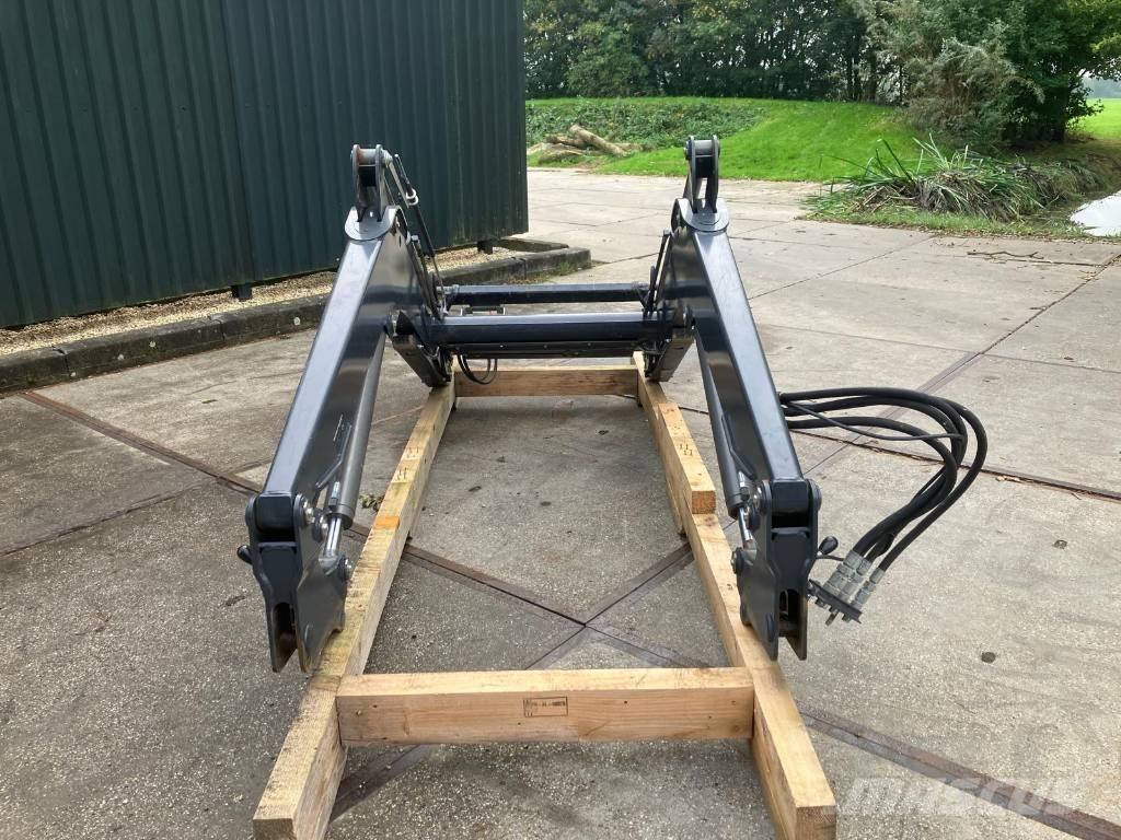 Stoll FZ45.1 Proline フロントローダーとディガー