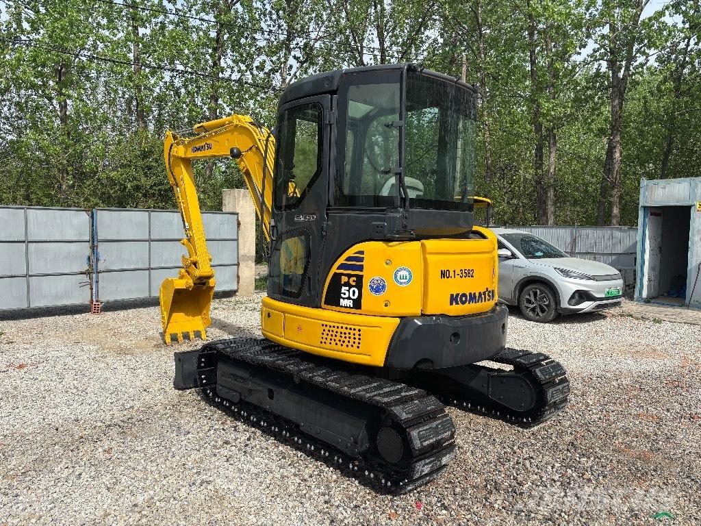 Komatsu PC 50 ミニ油圧ショベル 7t以下（ミニユンボ・ミニディガー）