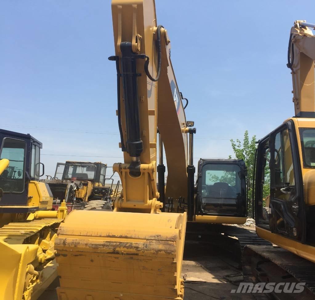 CAT 320 D 大型油圧ショベル12t以上（パワーショベル・ユンボ）