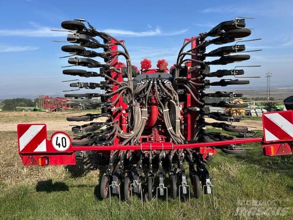 Horsch Focus 6 TD コンビネーションドリル