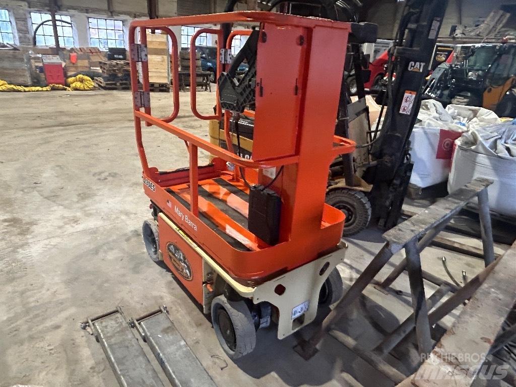 JLG 1230 ES 垂直昇降型リフト
