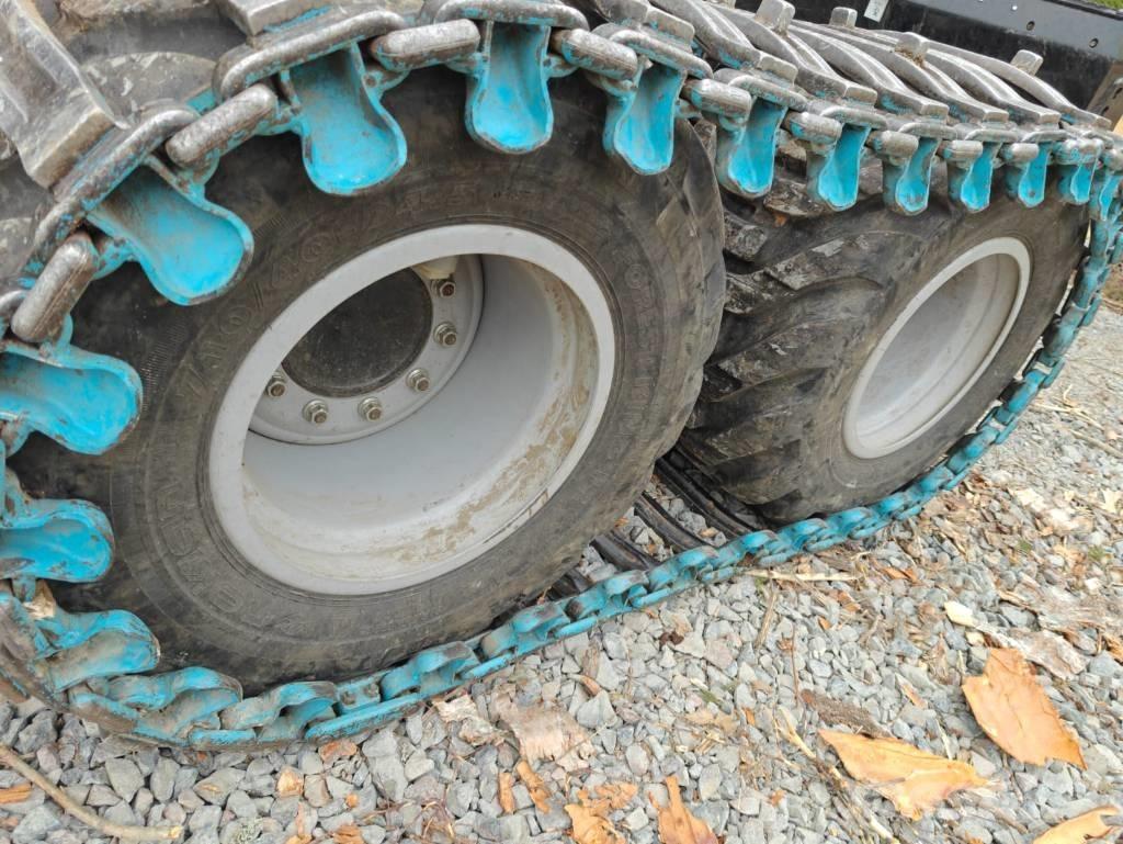Komatsu 901 XC ハーベスター
