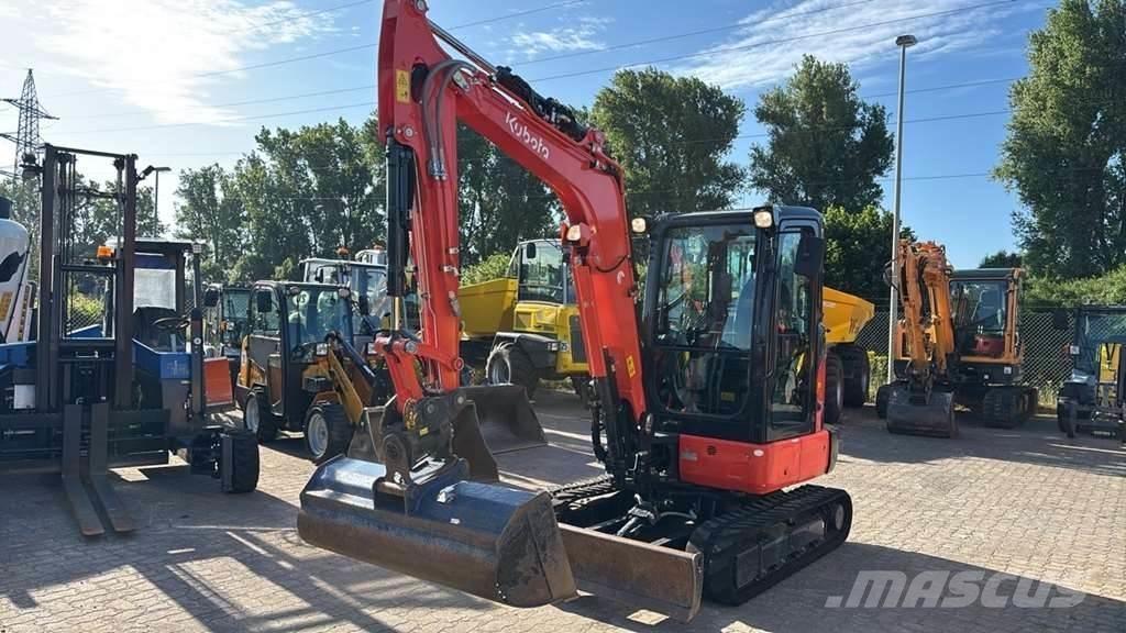 Kubota KX037-4 ミニ油圧ショベル 7t以下（ミニユンボ・ミニディガー）