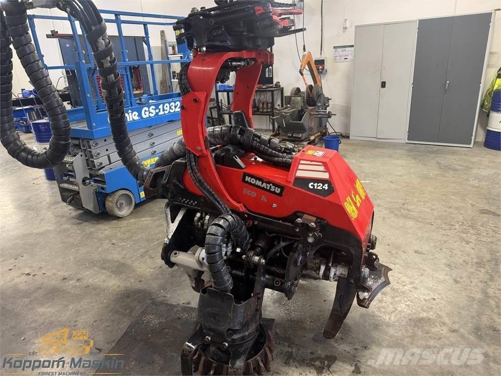 Komatsu C124 ハーベスタヘッド