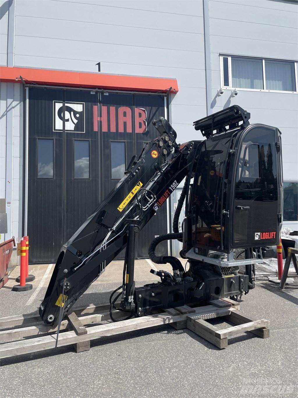 Loglift F150ZTi9.5 木材積込用クレーン