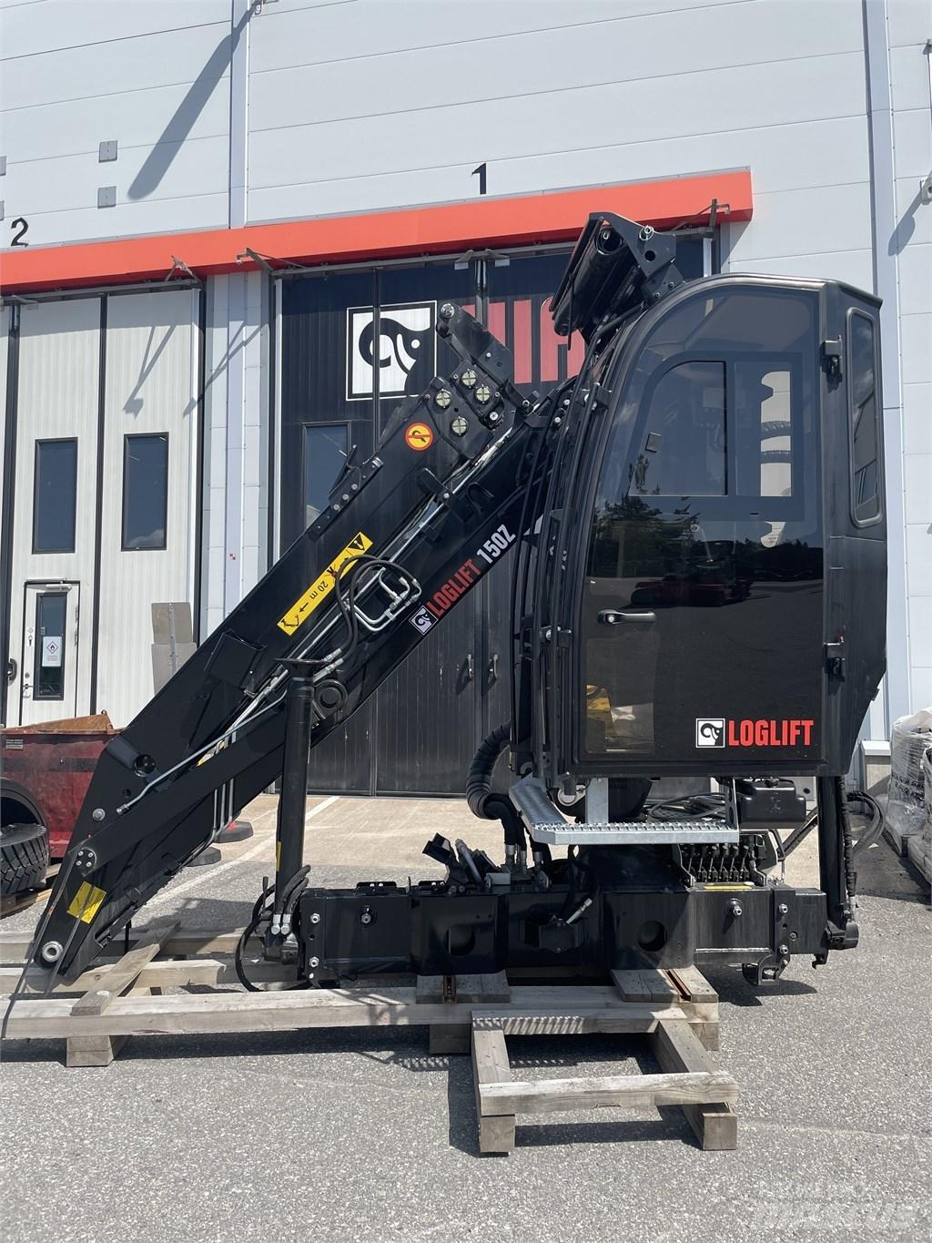 Loglift F150ZTi9.5 木材積込用クレーン