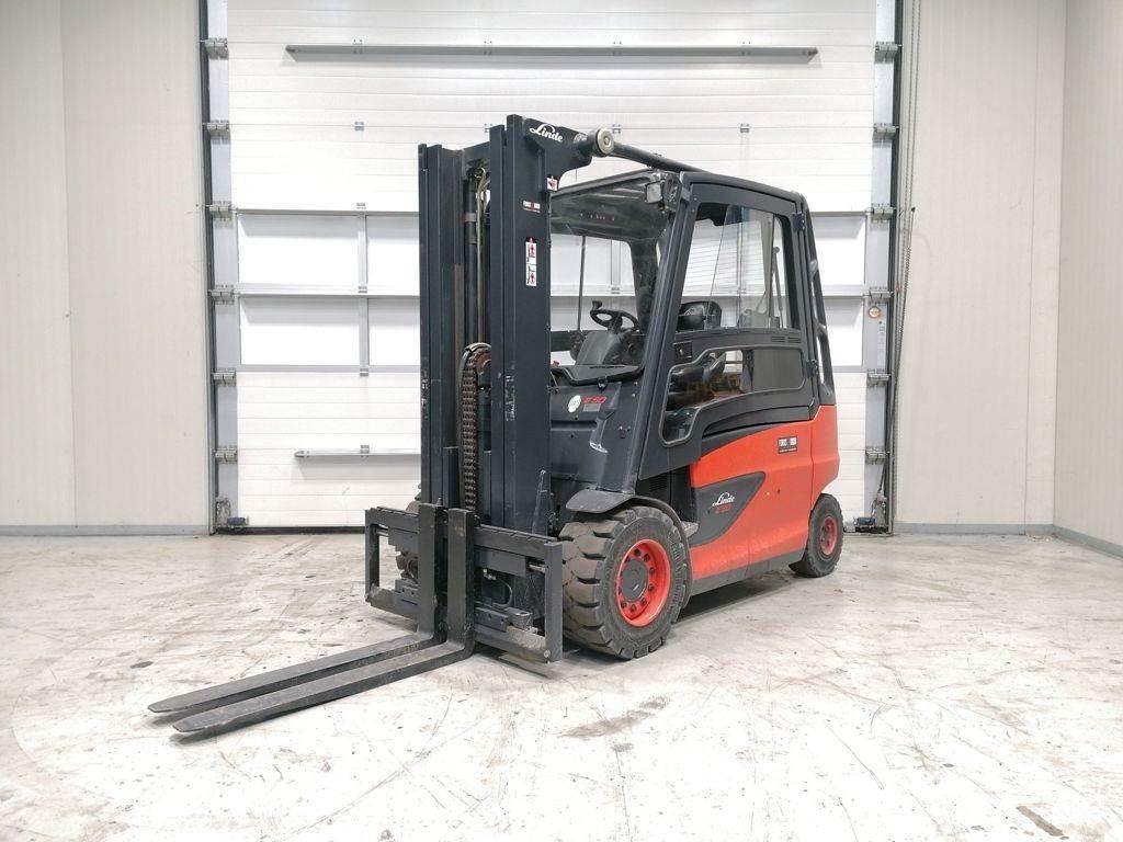 Linde E50HL-01 バッテリーフォークリフト