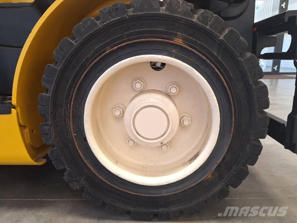 Yale GLP 25 VX LPGフォークリフト