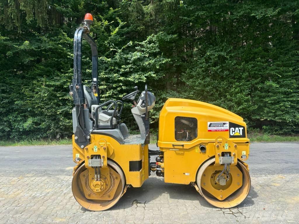 CAT CB 24 B タンデムローラ