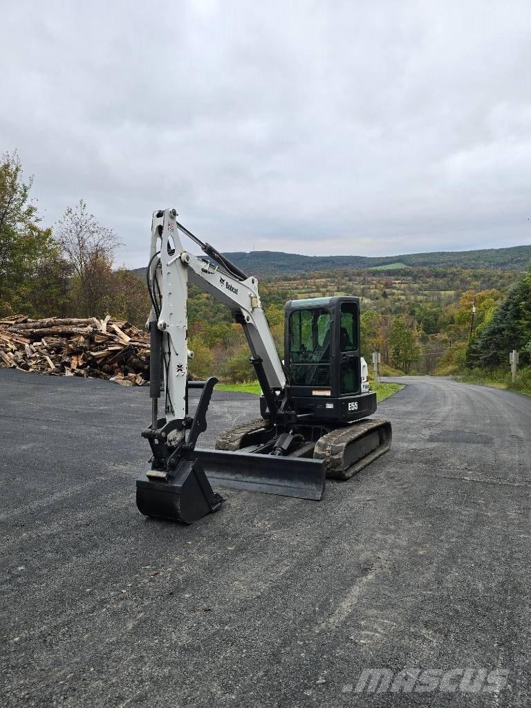Bobcat E55 ミニ油圧ショベル 7t以下（ミニユンボ・ミニディガー）