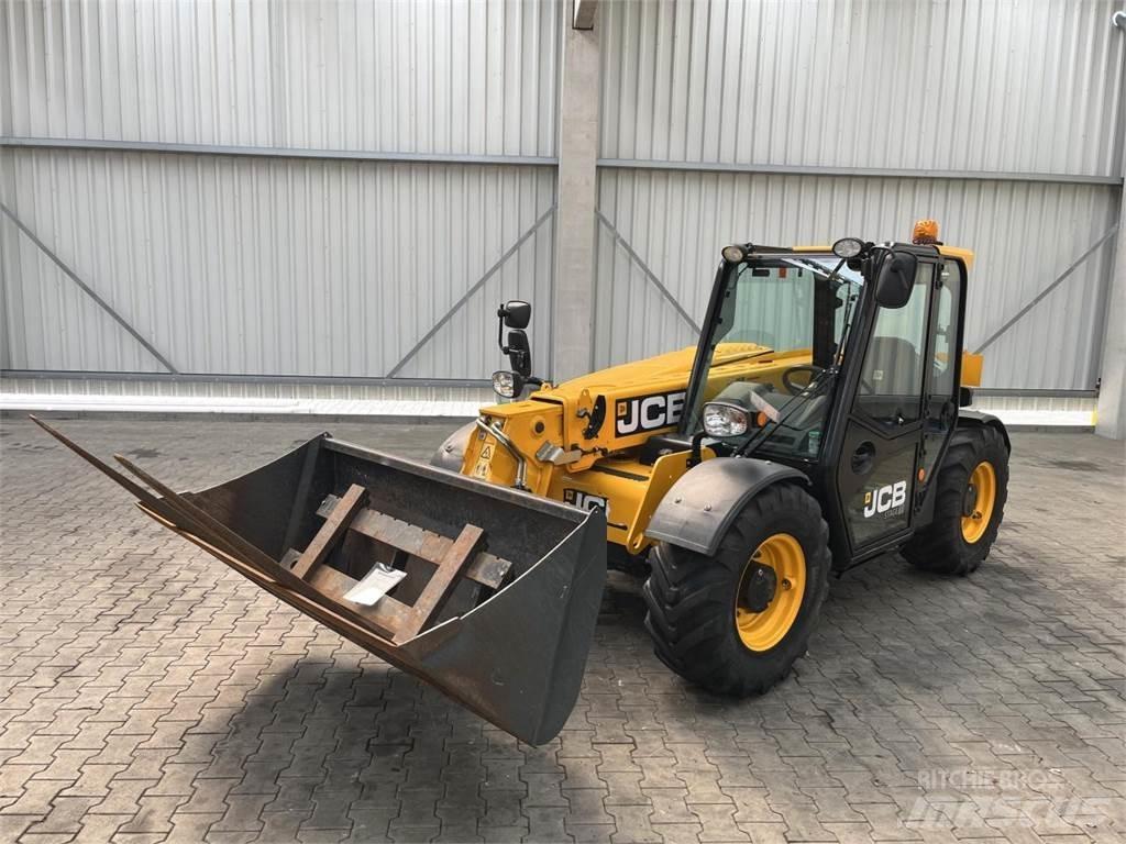 JCB 525-60 Hi Viz 農業用テレハンドラー
