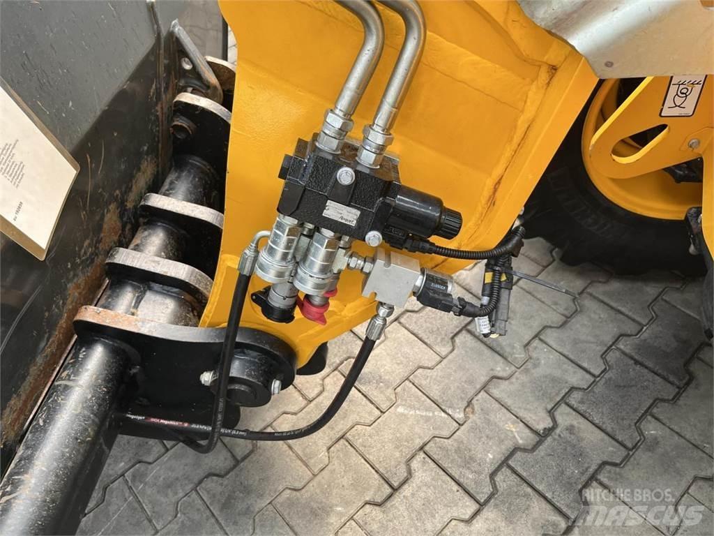 JCB 525-60 Hi Viz 農業用テレハンドラー