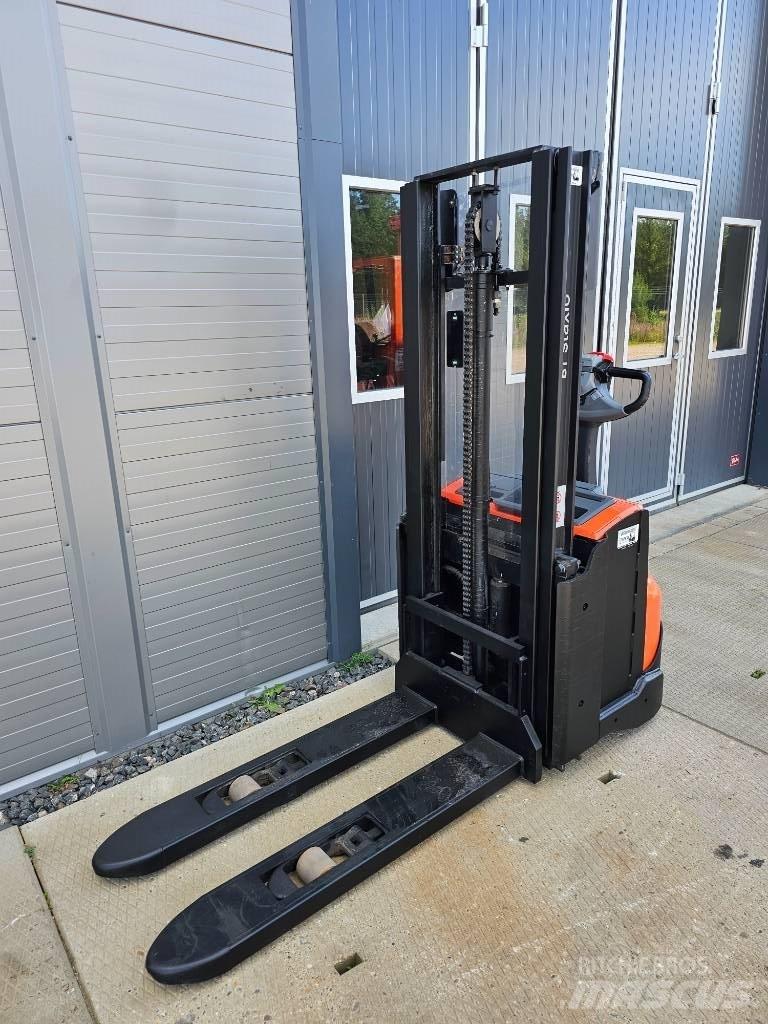 BT SWE 120 L ウォーキンフォークリフト
