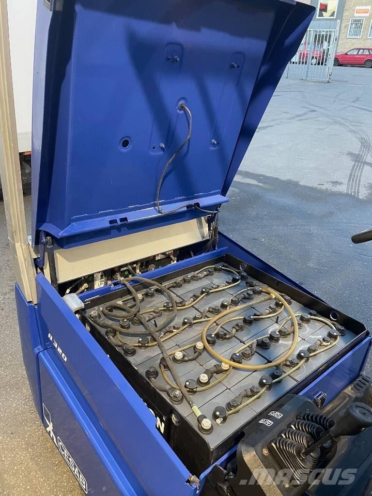 Cesab B320 バッテリーフォークリフト