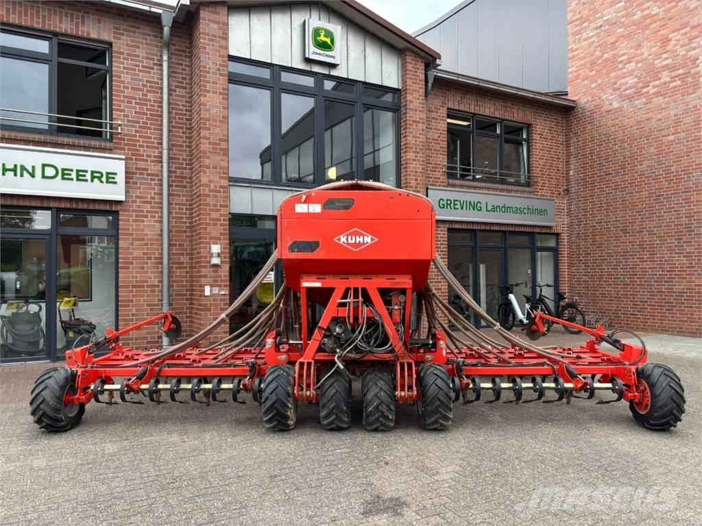Kuhn Megant 600 農業機械 -　その他