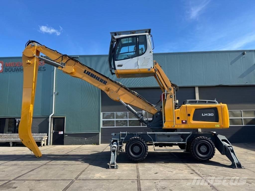 Liebherr LH 30 M 廃棄物／工業産廃処理機