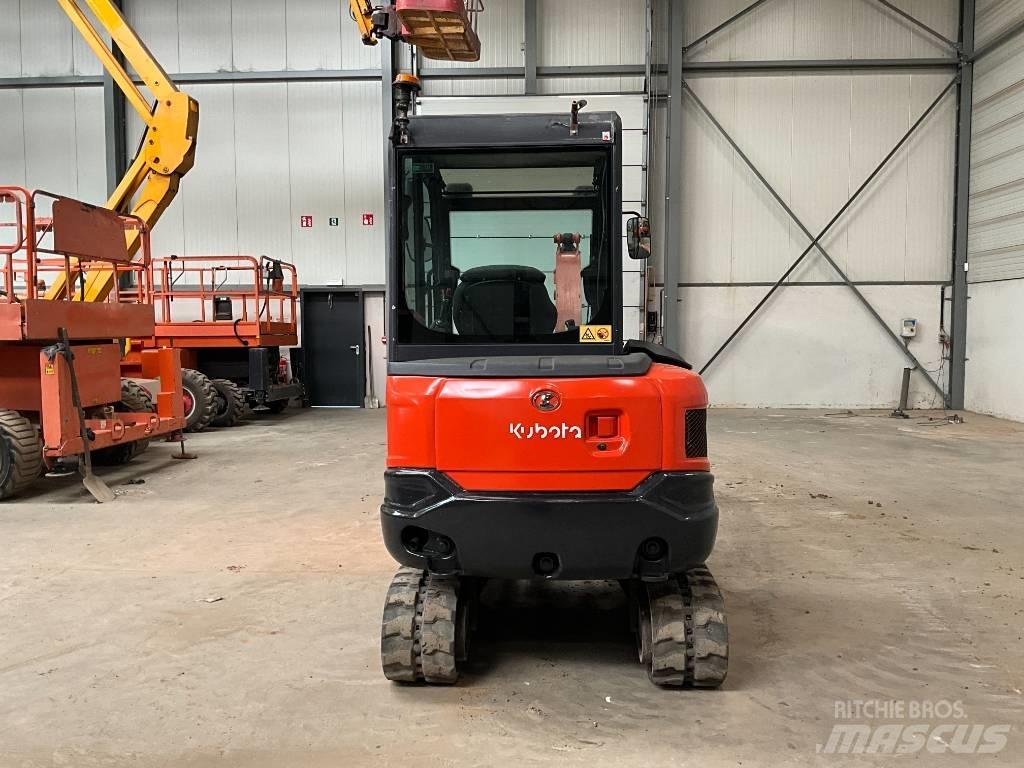 Kubota KX 027-4 ミニ油圧ショベル 7t以下（ミニユンボ・ミニディガー）