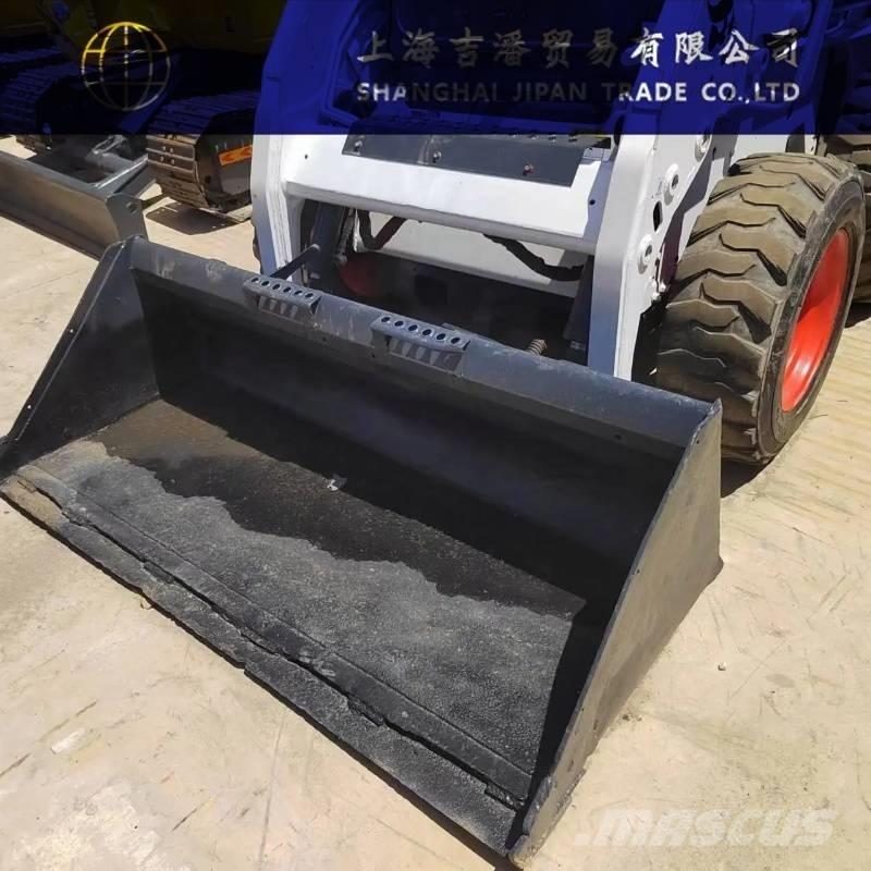 Bobcat S 160 スキッドステアローダー