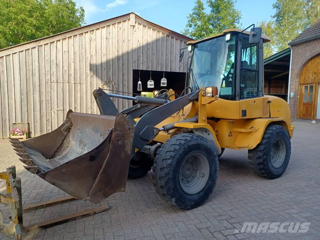 Volvo L 30 B ホイールローダー・タイヤショベル