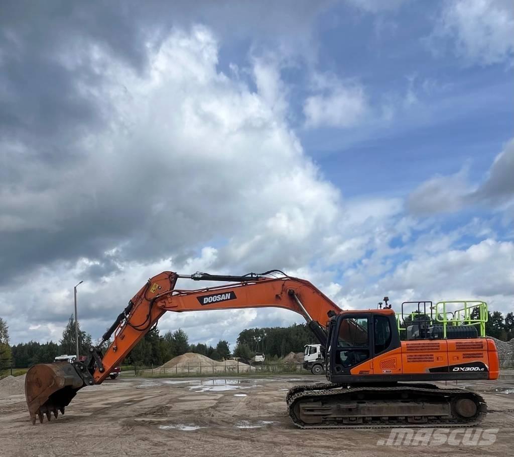 Doosan DX300-LC-7 大型油圧ショベル12t以上（パワーショベル・ユンボ）