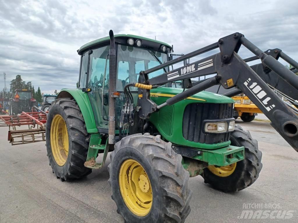 John Deere 6220 トラクター