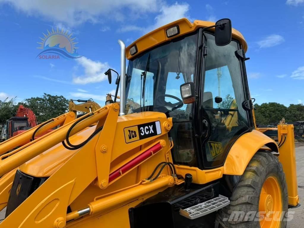 JCB 3 CX バックホーローダー