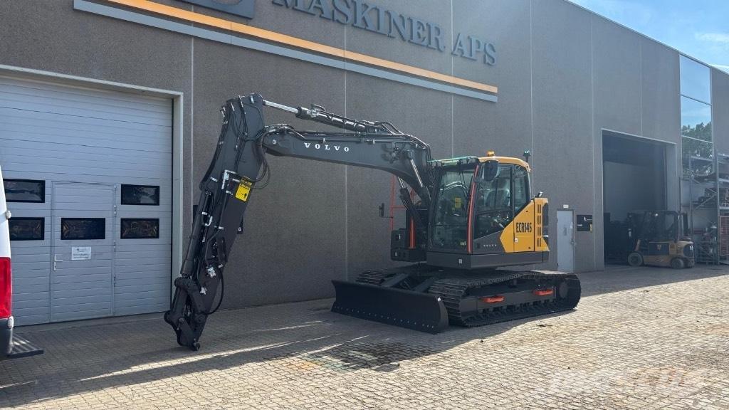 Volvo ECR 145 FL 大型油圧ショベル12t以上（パワーショベル・ユンボ）