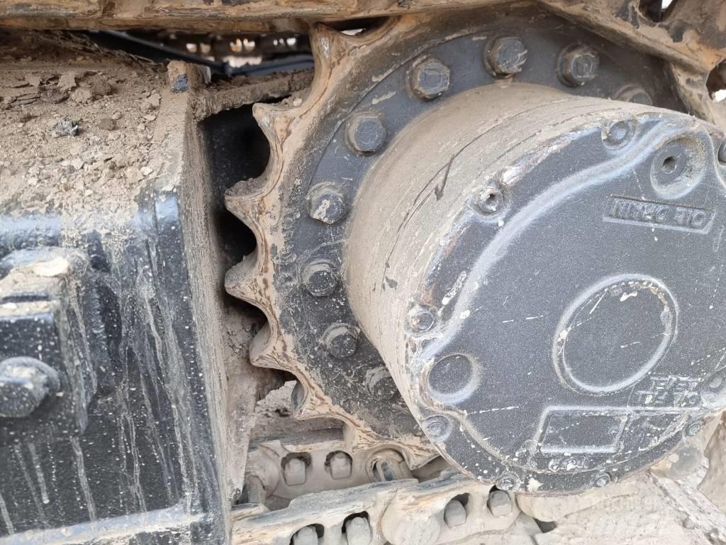 JCB JS 130 LC 大型油圧ショベル12t以上（パワーショベル・ユンボ）