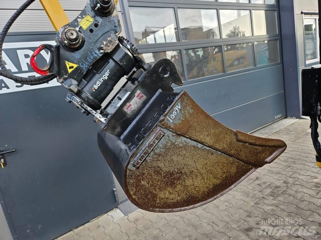CAT 302.7 CR ミニ油圧ショベル 7t以下（ミニユンボ・ミニディガー）
