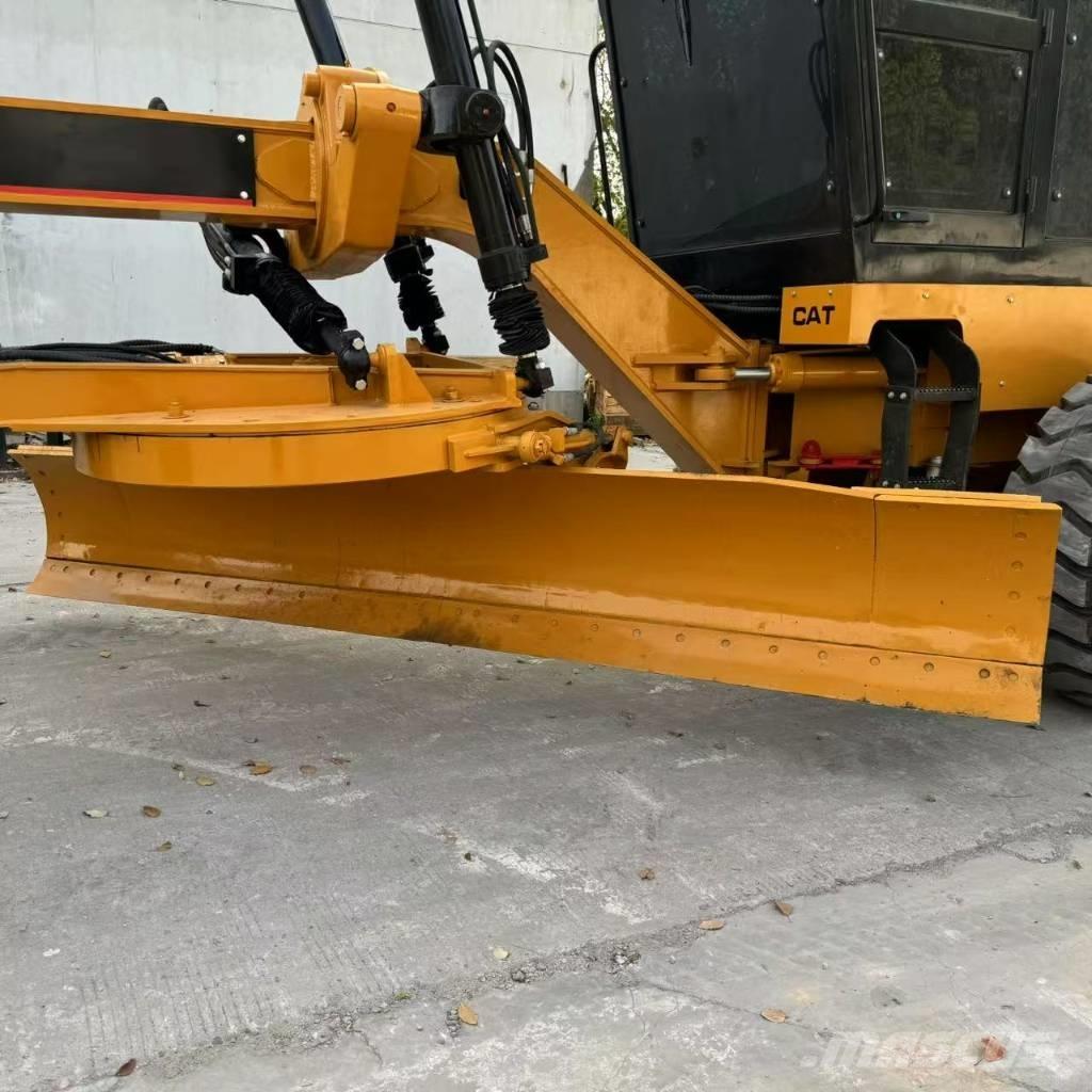 CAT 140G モーターグレーダー