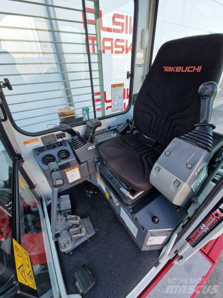 Takeuchi TB 153 FR ミニ油圧ショベル 7t以下（ミニユンボ・ミニディガー）