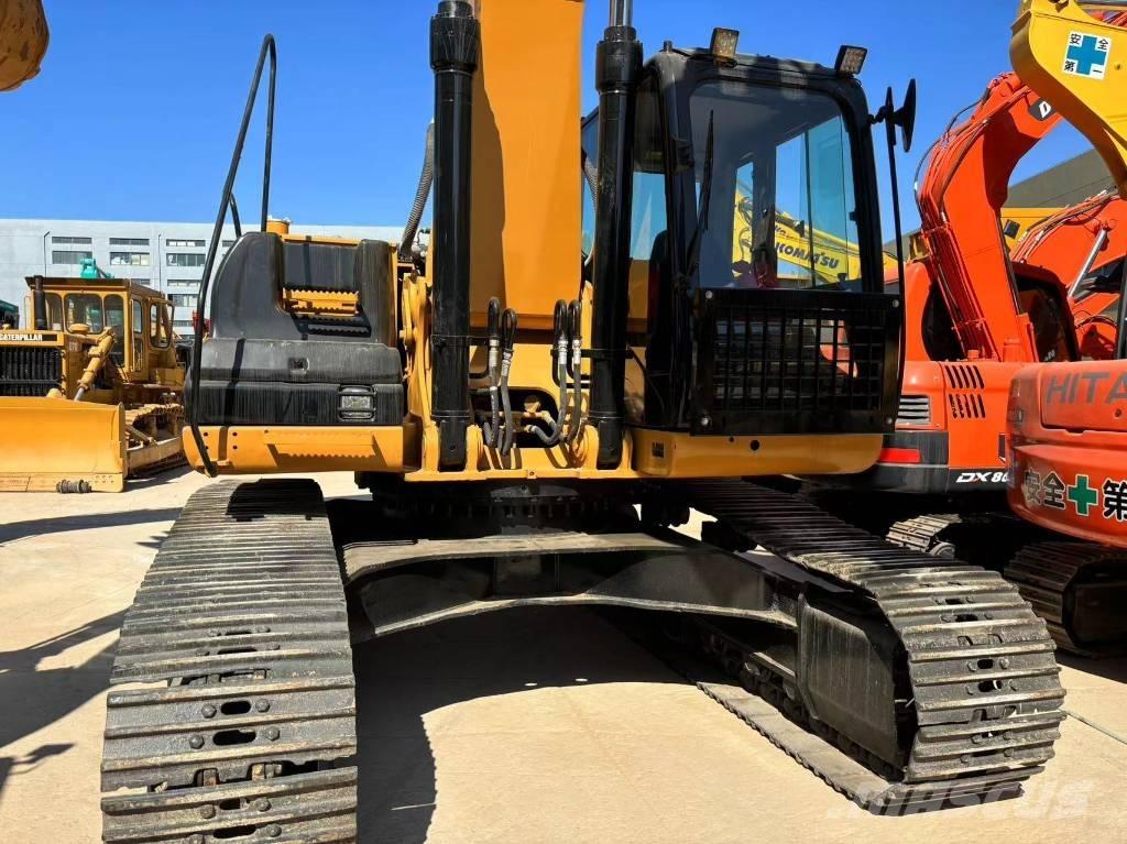 CAT 325 D 大型油圧ショベル12t以上（パワーショベル・ユンボ）