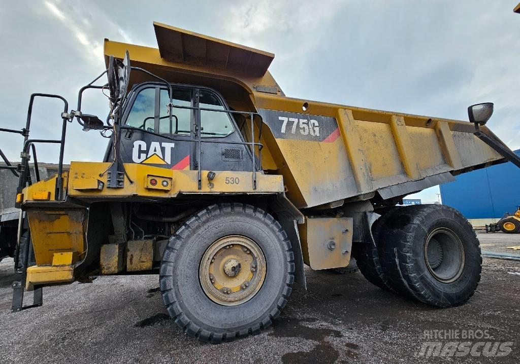 CAT 775 G アーティキュレート式ダンプトラック