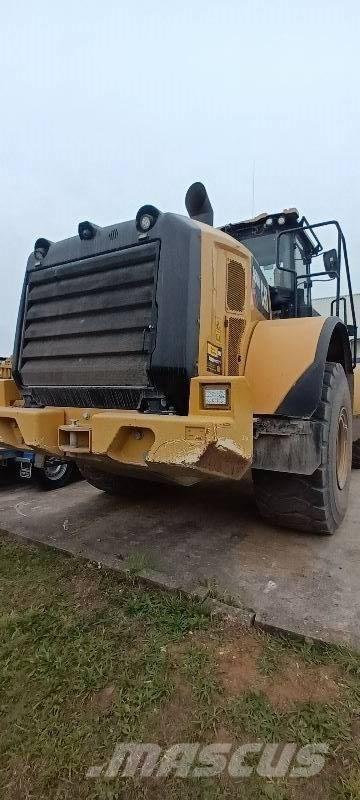 CAT 966 M ホイールローダー・タイヤショベル