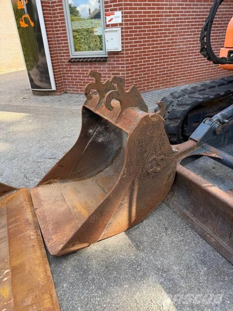 Doosan S75-V 大型油圧ショベル12t以上（パワーショベル・ユンボ）