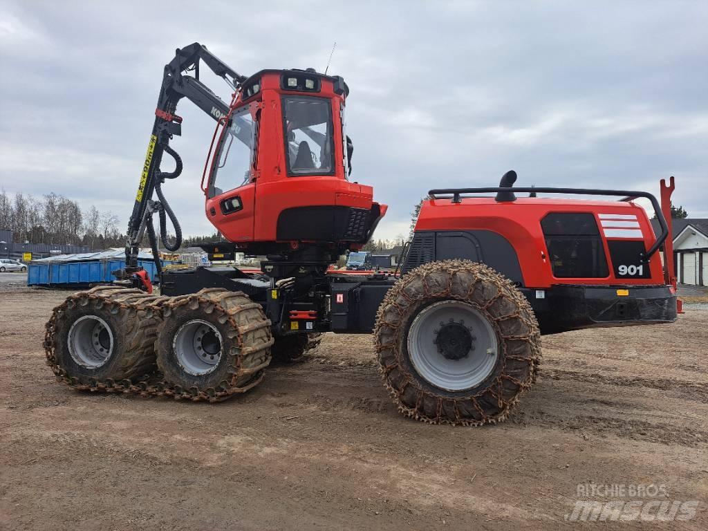 Komatsu 901 ハーベスター