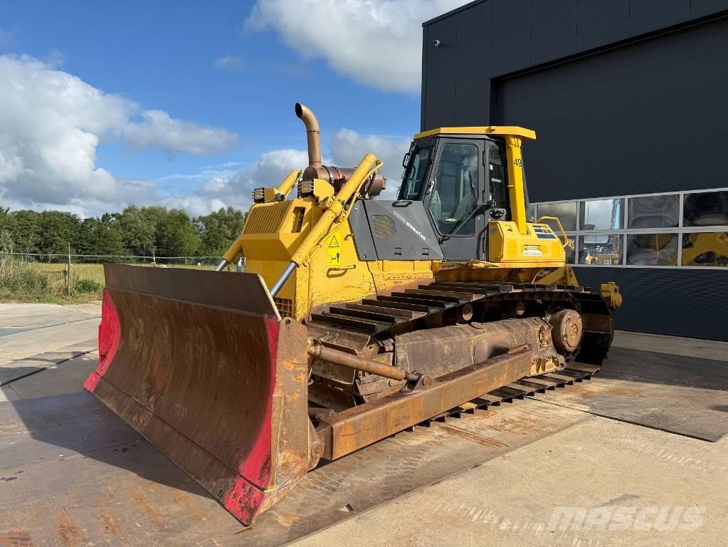 Komatsu D 65 PX-12 ブルドーザー