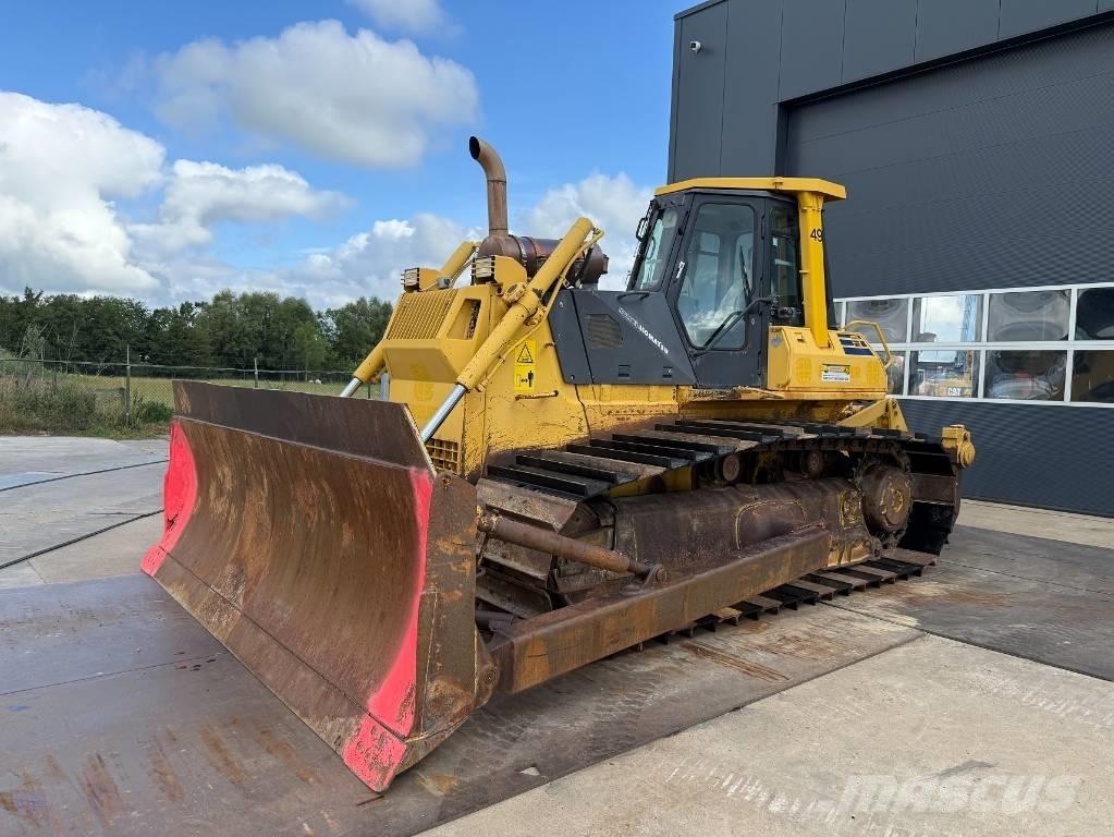 Komatsu D 65 PX-12 ブルドーザー