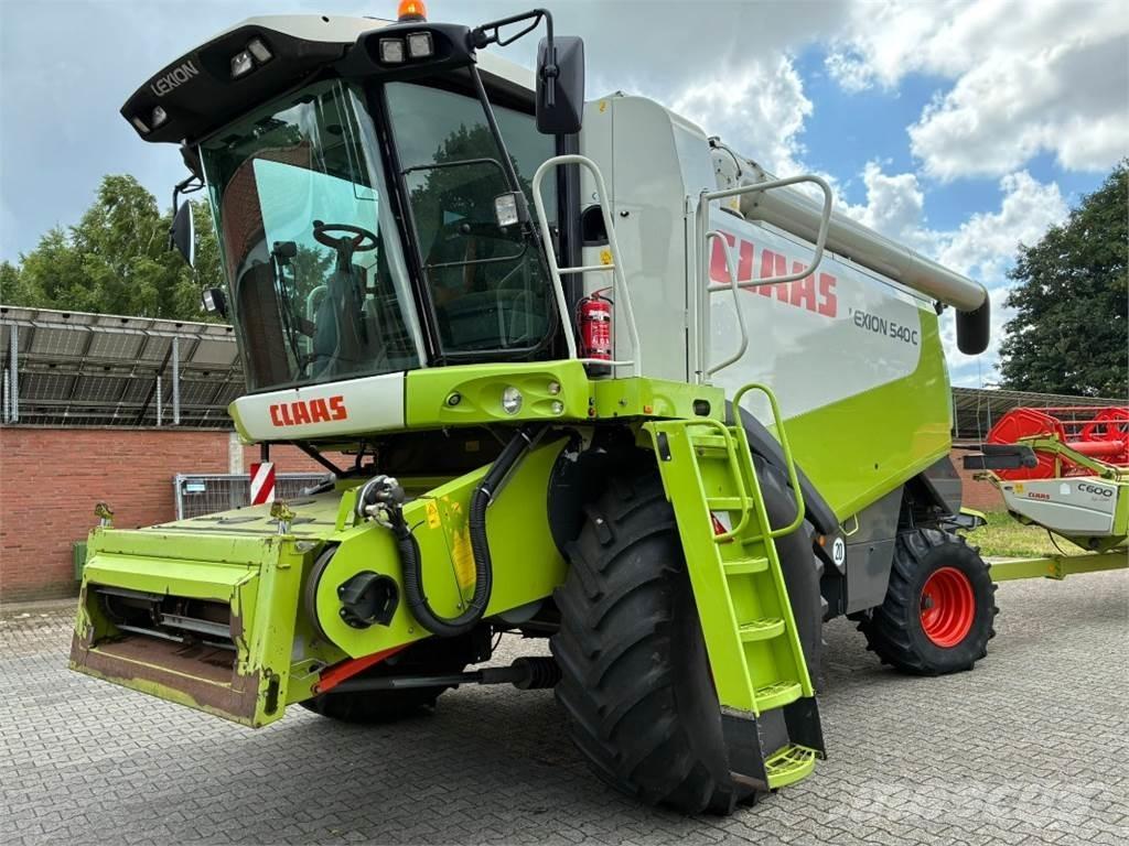 CLAAS Lexion 540C コンバイン