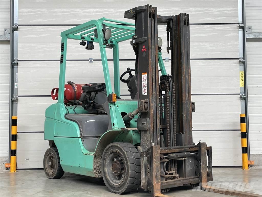 Mitsubishi FG25T LPGフォークリフト
