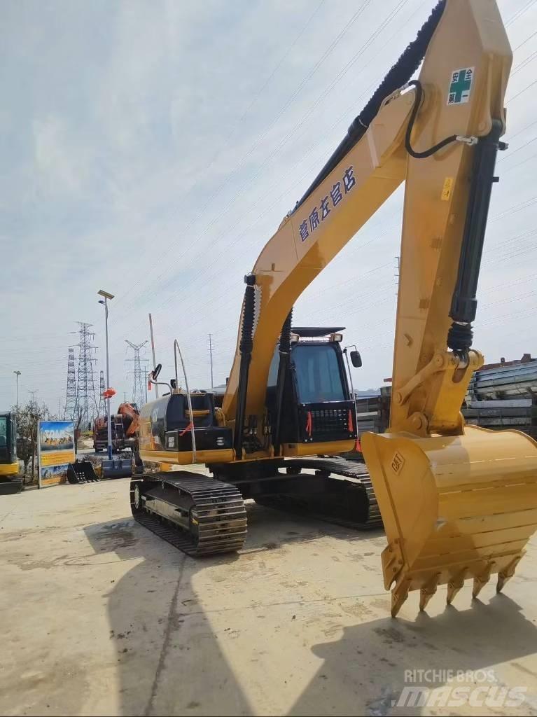 CAT 320 D 2 中型油圧ショベル 7ｔ-12ｔ（ユンボ・パワーショベル・バックホー）