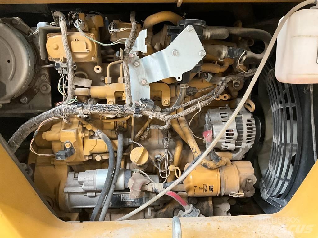 CAT 308 E 2 CR 中型油圧ショベル 7ｔ-12ｔ（ユンボ・パワーショベル・バックホー）