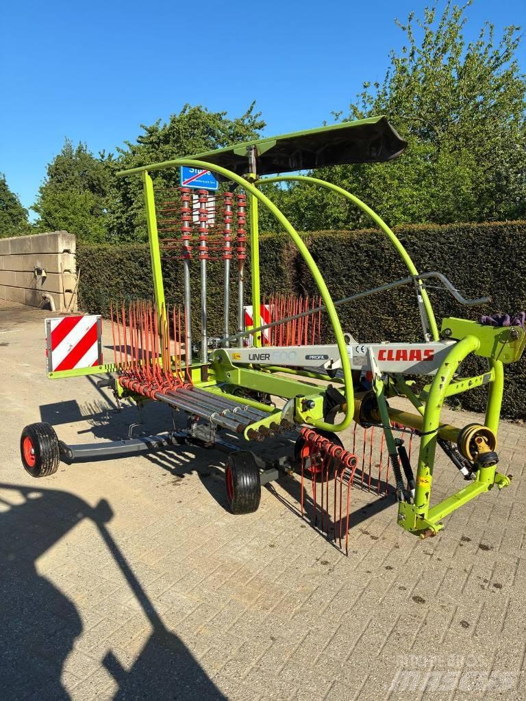 CLAAS Liner 500 ウィンドローア/レーキ