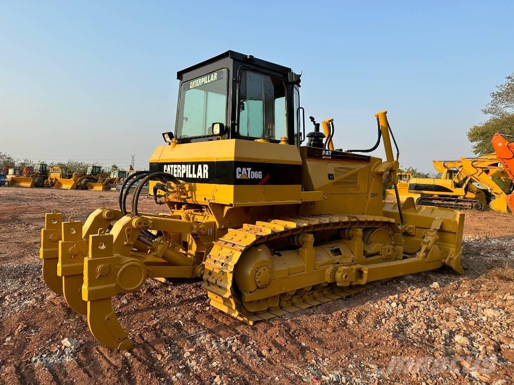 CAT D 6 G ブルドーザー