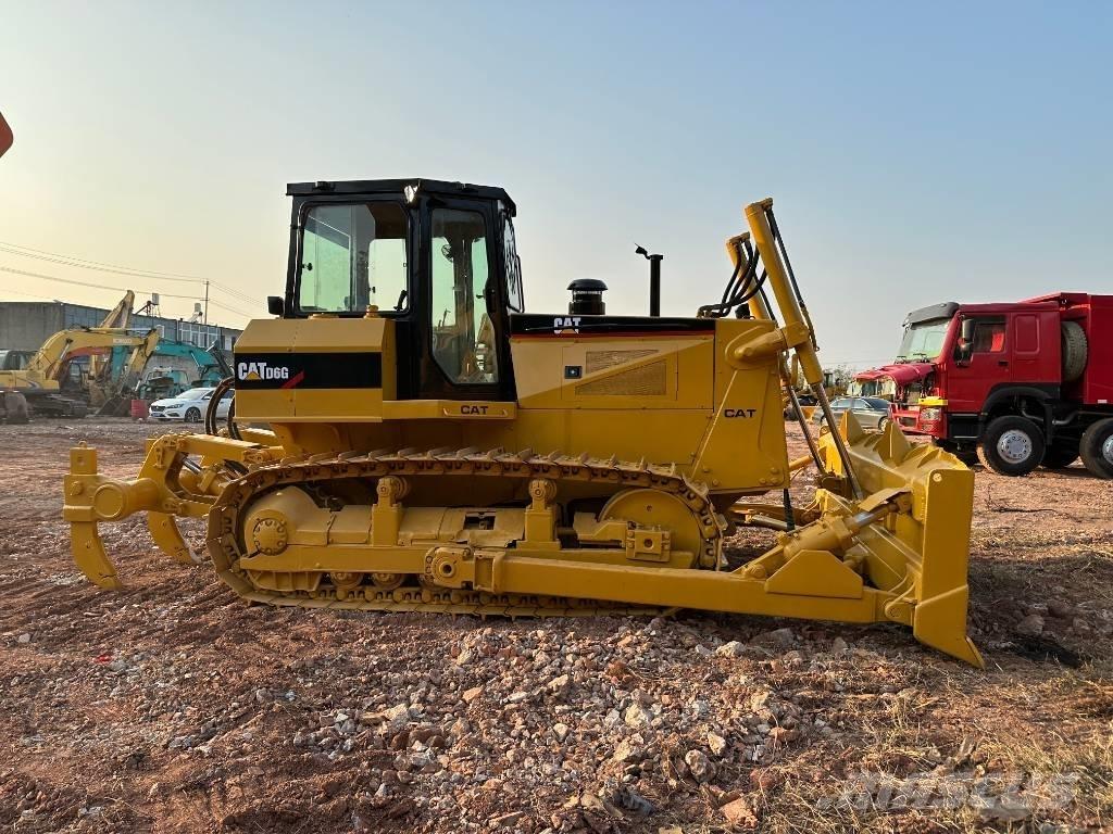 CAT D 6 G ブルドーザー