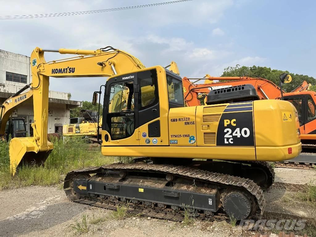 Komatsu PC240-8 大型油圧ショベル12t以上（パワーショベル・ユンボ）