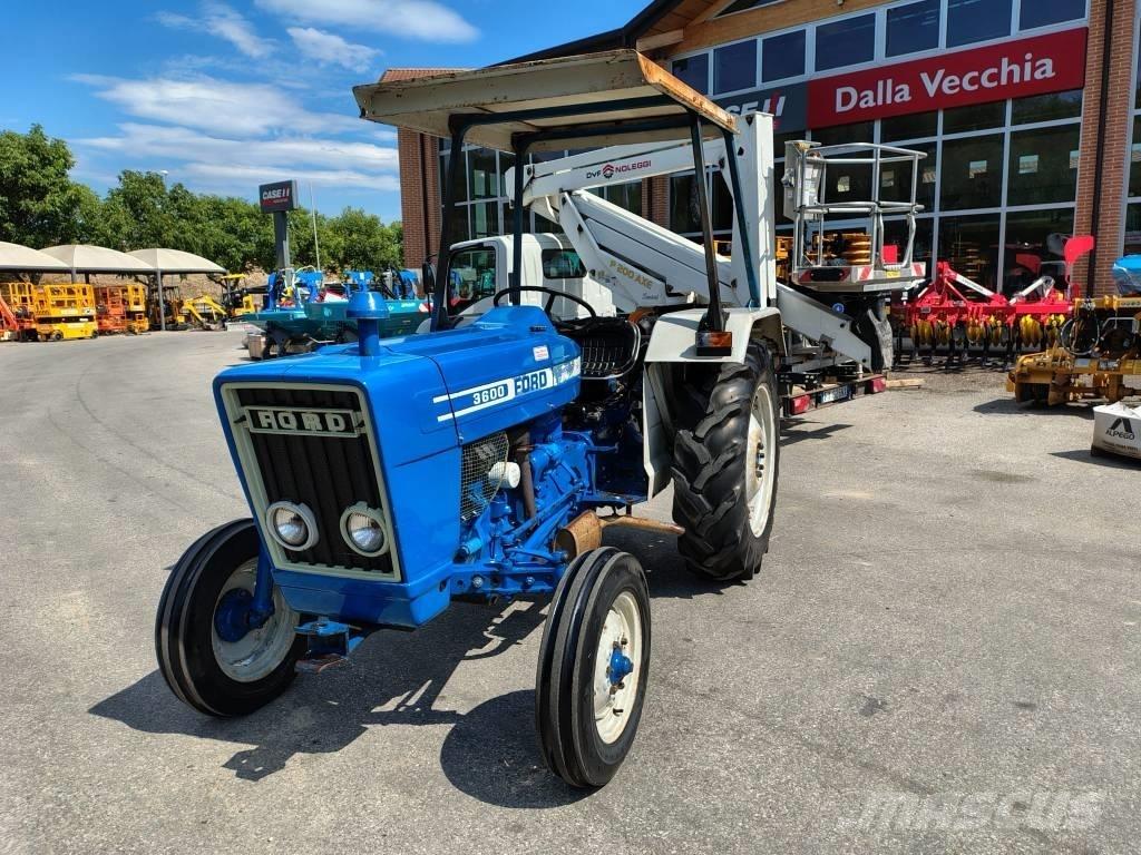 Ford 3600 トラクター