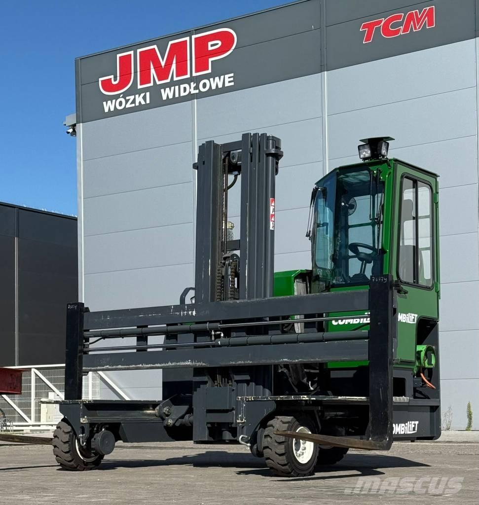 Combilift C 4000 LPG 全方向リーチ型フォークリフト