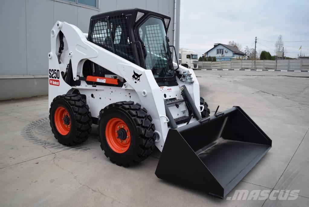 Bobcat S 250 スキッドステアローダー